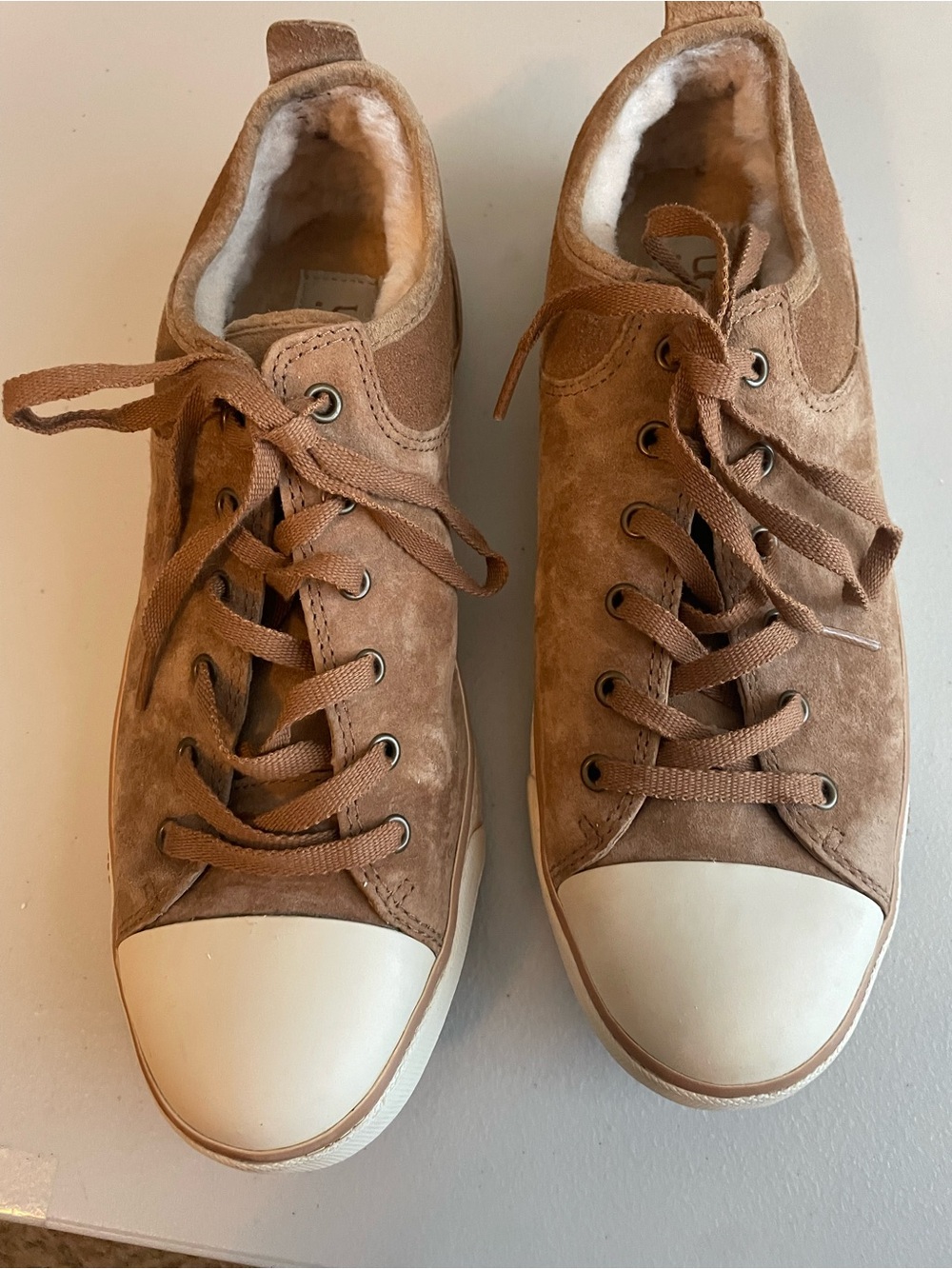 Ugg Evera Chestnut Suede Sneakers in Sz 10 in like new condition - Picture 16 of 16